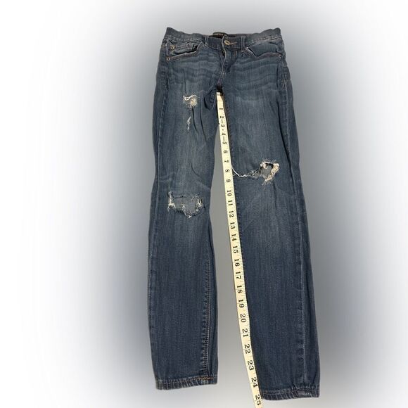 Express Mid Rise Cropped Destructed Denim - Picture 3 of 8